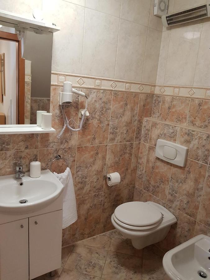 Apartments Ivana Rab 拉布 外观 照片
