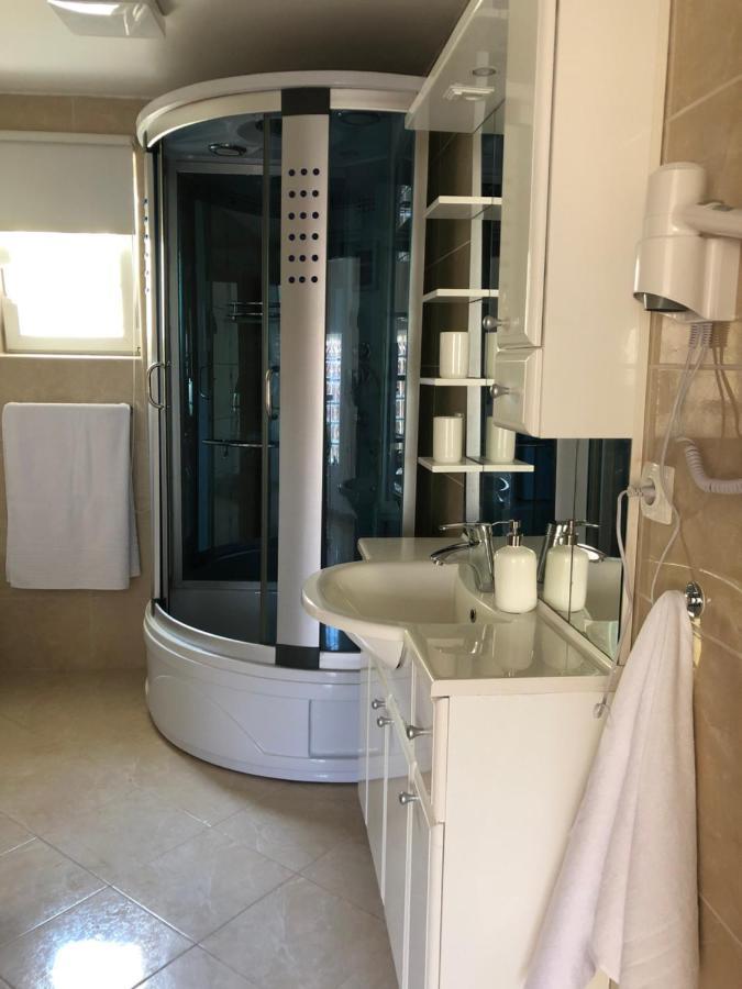Apartments Ivana Rab 拉布 外观 照片